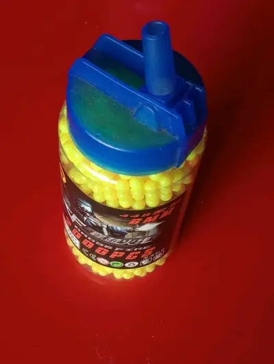 Municiones airsoft 6mm 2000 piezas - miniatura 2