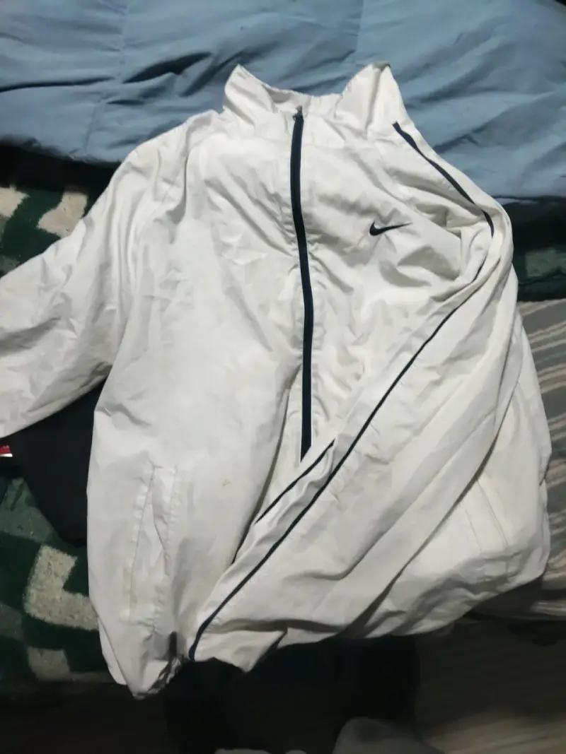Chaqueta blanca deportiva Nike