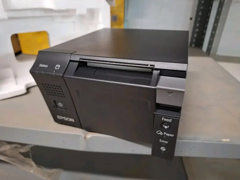Impresora térmica Epson negra