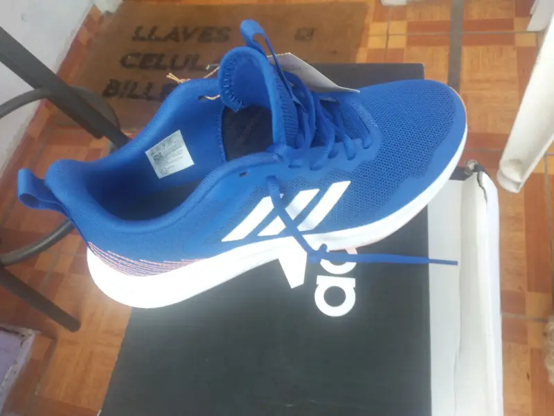 Zapatilla deportiva azul - 1