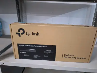 Switch TP-Link 16 puertos - miniatura 1