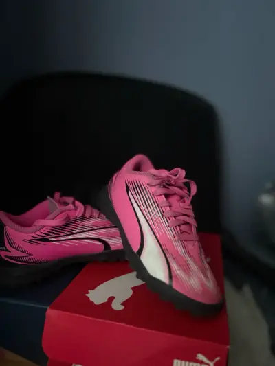 Zapatillas deportivas de futbol PUMA - miniatura 1