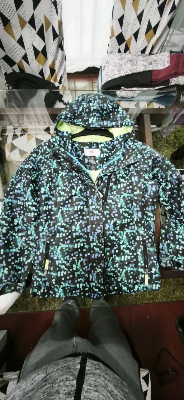 Chaqueta impermeable con capucha champion - 1