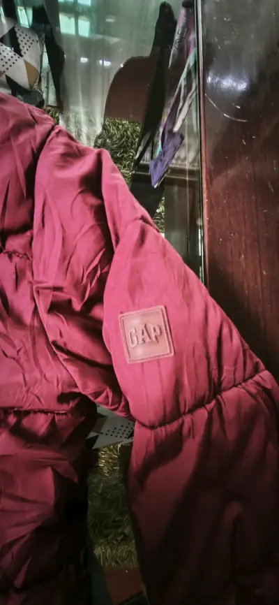 Parka granate con capucha GAP - miniatura 2