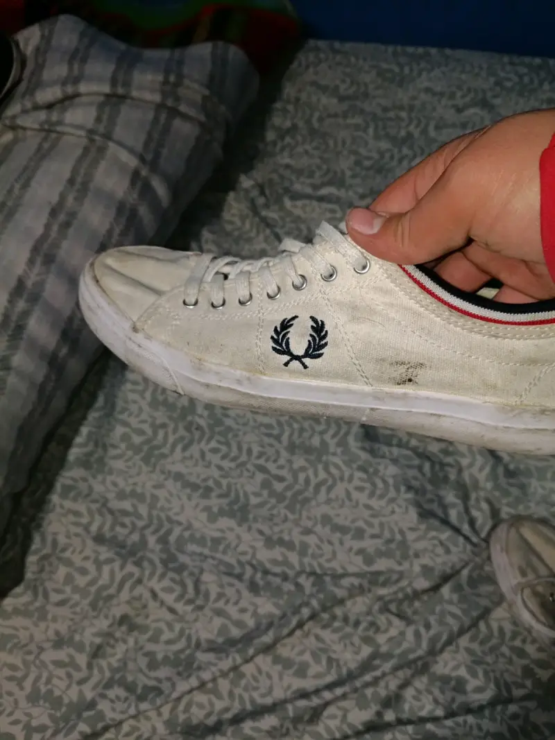 Zapatillas blancas gastadas hombre - 3