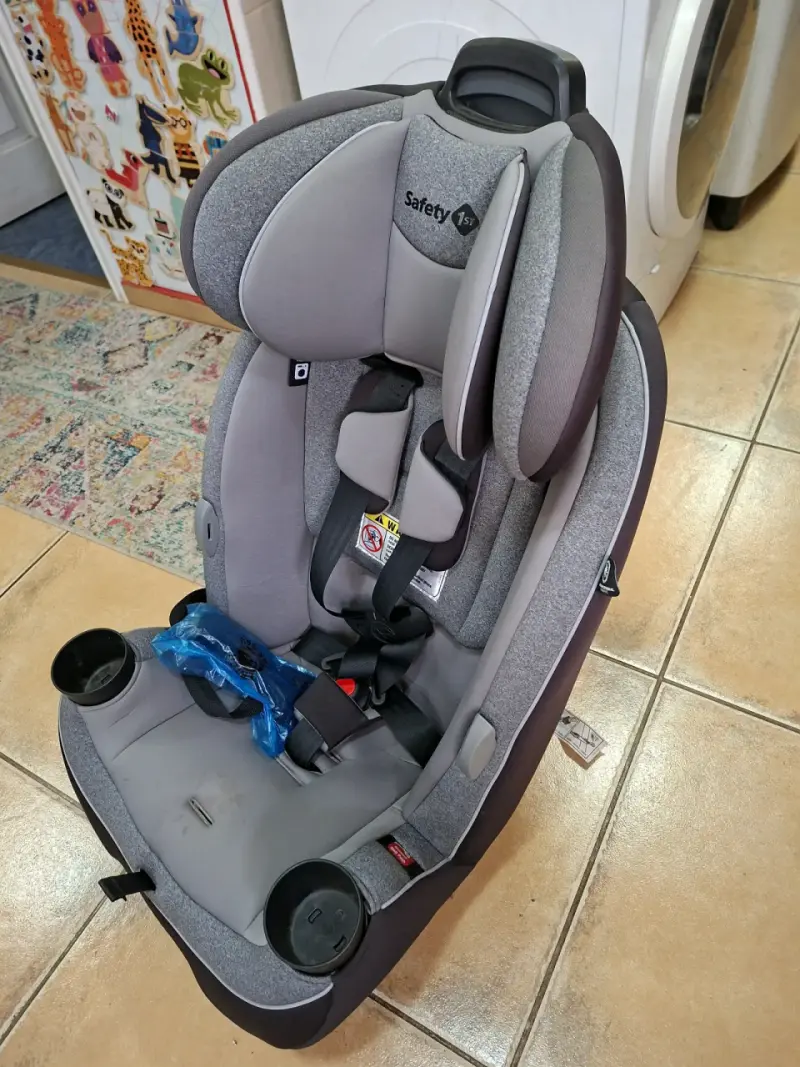 Silla de auto para bebé Safety 1st - 3
