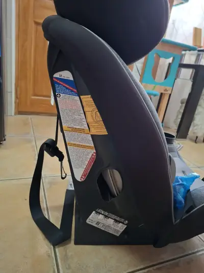Silla de auto para bebé Safety 1st - miniatura 6