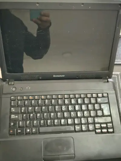 2 Notebook Lenovo y una Acer para repuestos - miniatura 3