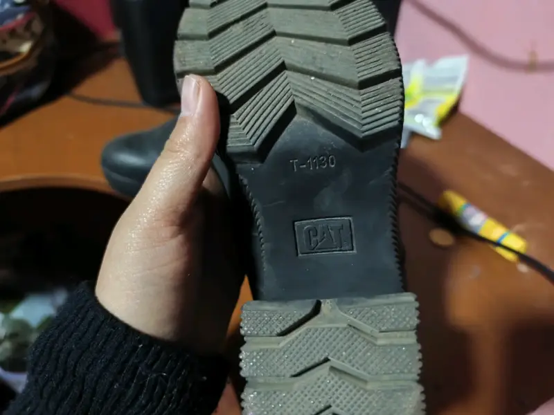 Botines negros de cuero Caterpillar - 2