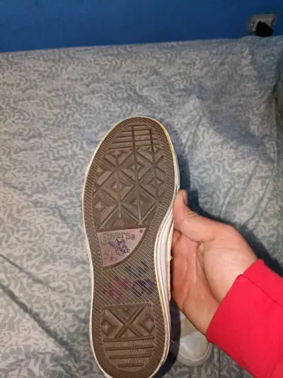 Zapatillas altas beige usadas - miniatura 4