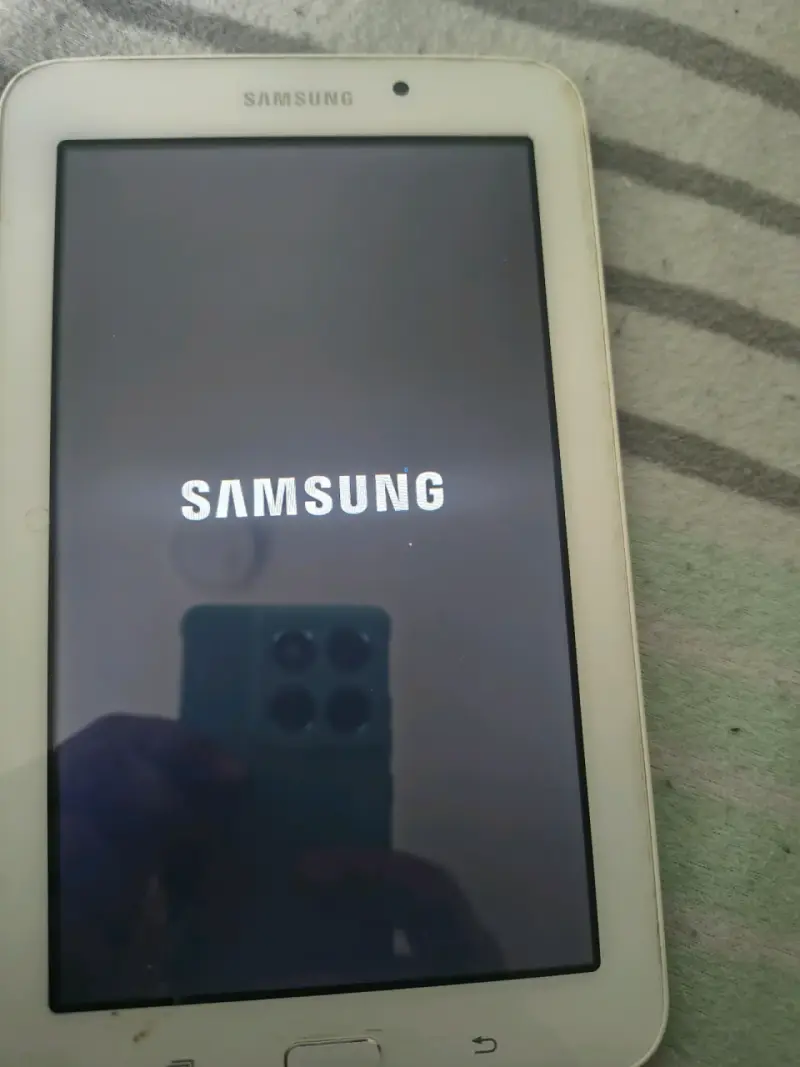 Tableta Samsung Galaxy Tab E - 2
