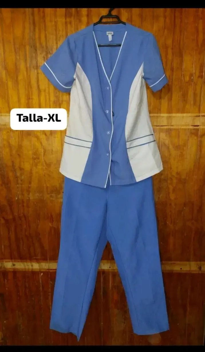 Uniforme azul talla XL