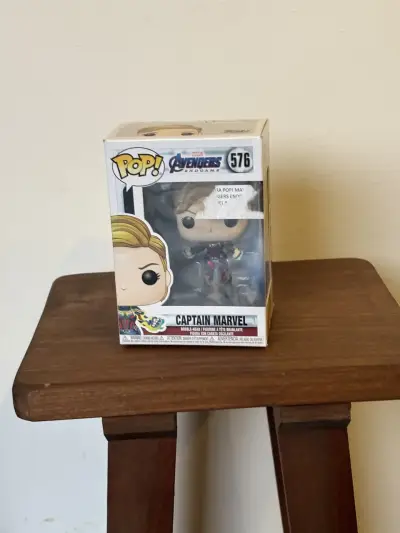 Figura Funko Pop Captain Marvel # 576 - miniatura 1