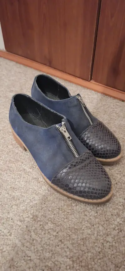 Zapatos cuero azul - miniatura 1