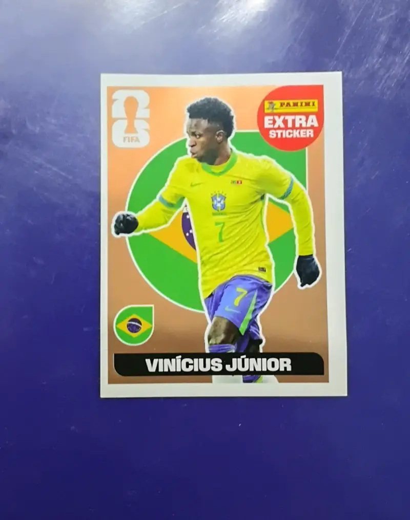 Lámina Extra Sticker Vinícius Júnior - 1