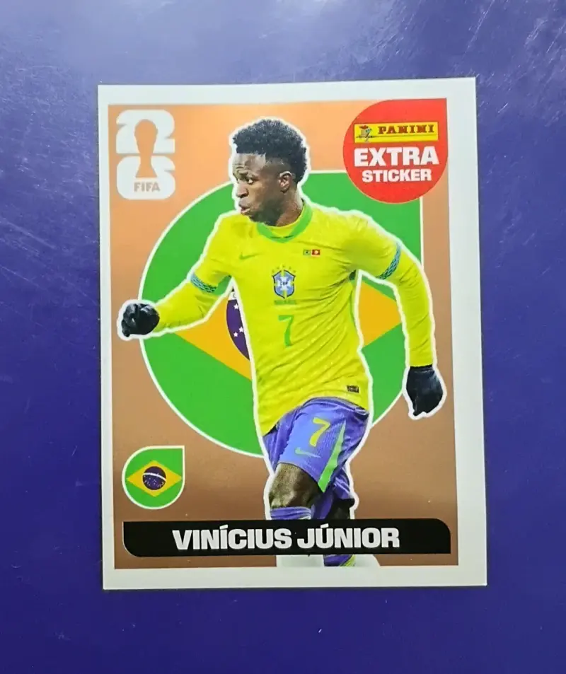Lámina Extra Sticker Vinícius Júnior - 2