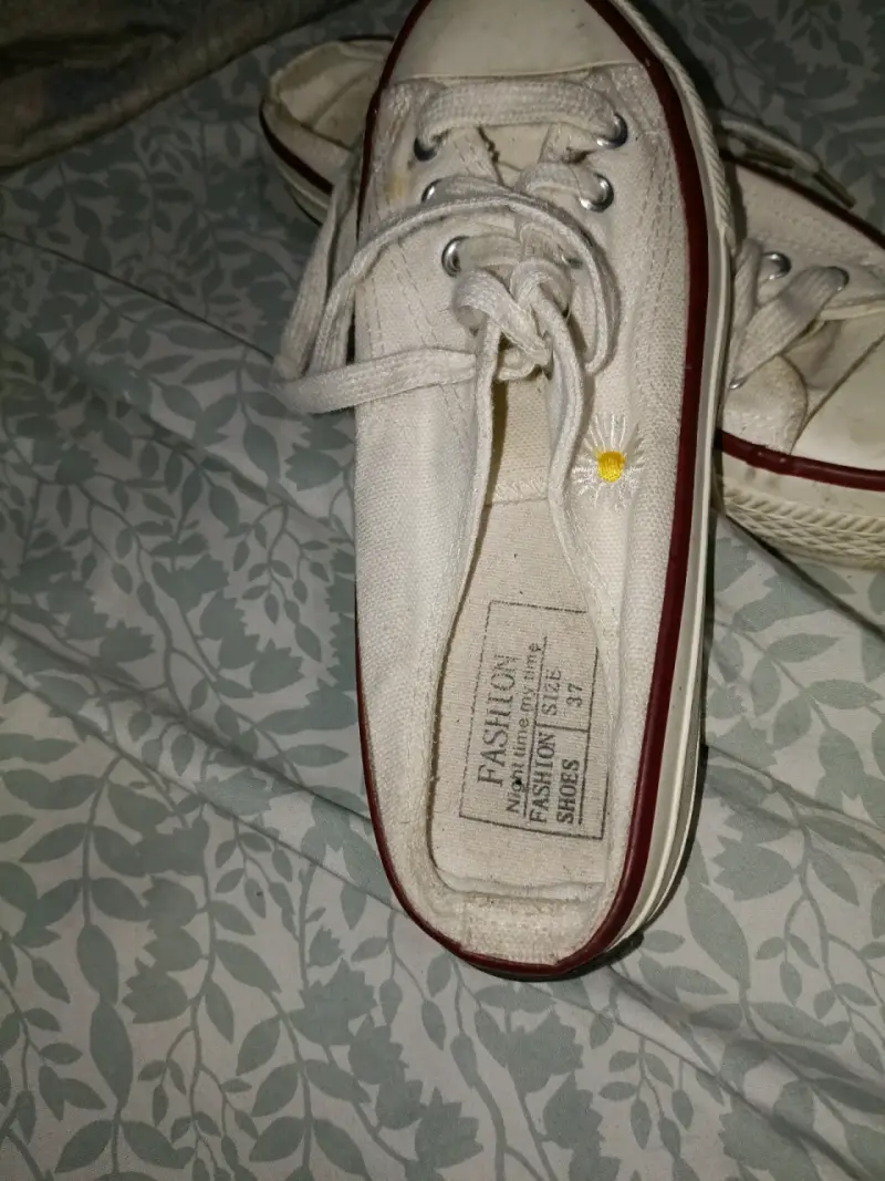 Zapatillas blancas tipo lona - 3