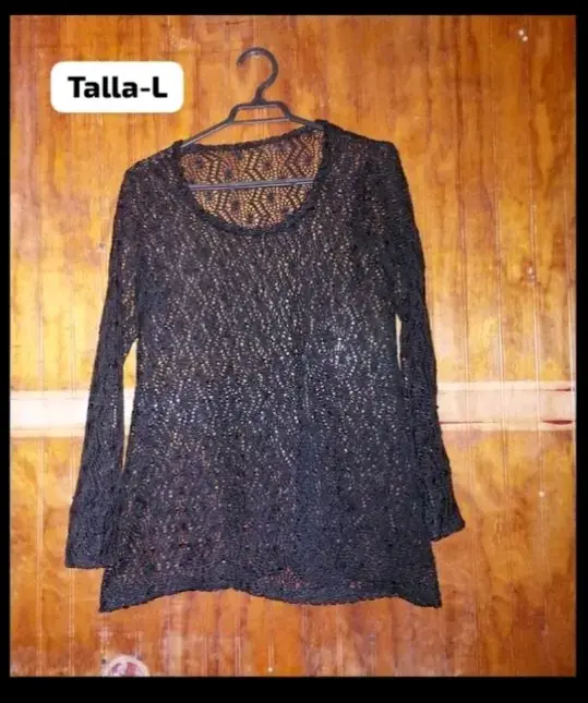 Suéter negro de encaje talla L