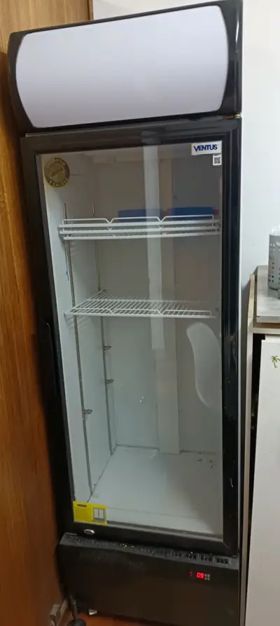 Refrigerador exhibidor Ventus - miniatura 1