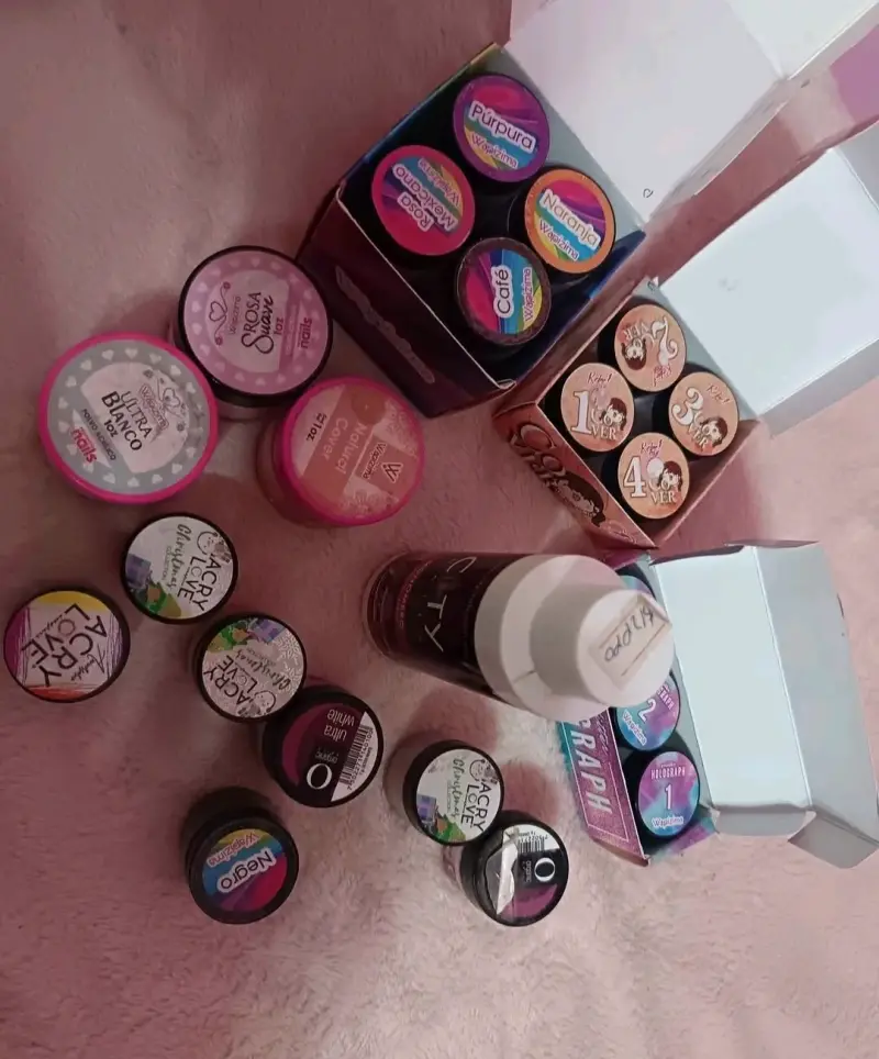 Set de productos para uñas - 2