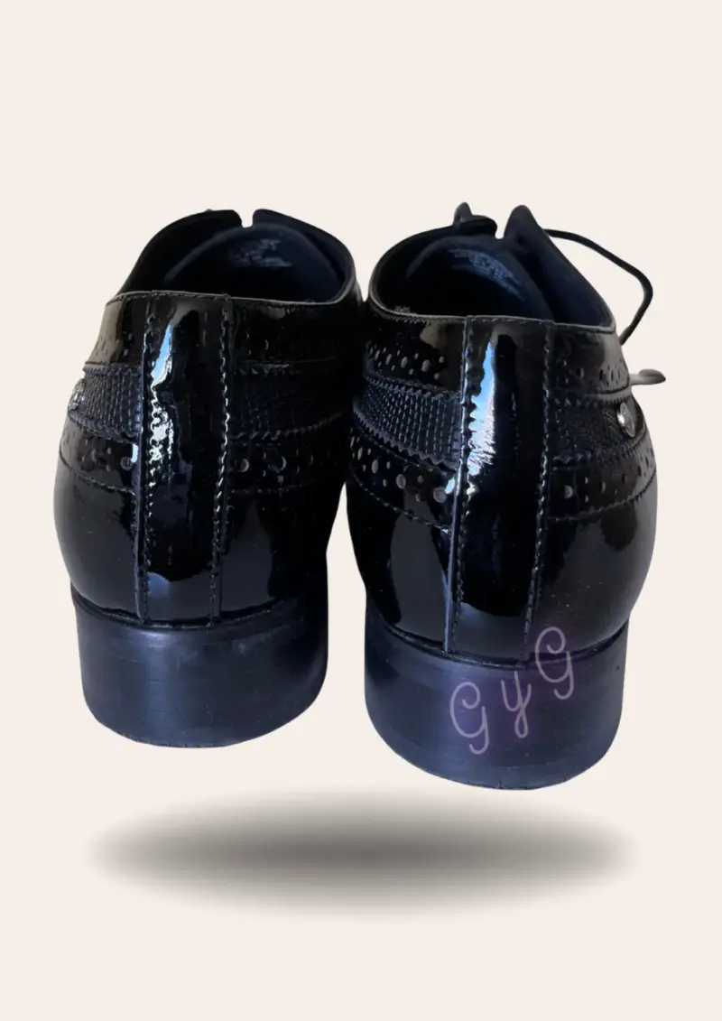 Zapatos formales de charol negro - 2