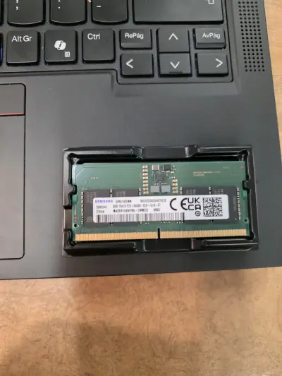 Memoria RAM Samsung DDR5 8GB - miniatura 2