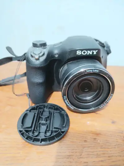 Cámara Sony con lente óptico 35x modelo DSC H 300 - miniatura 1