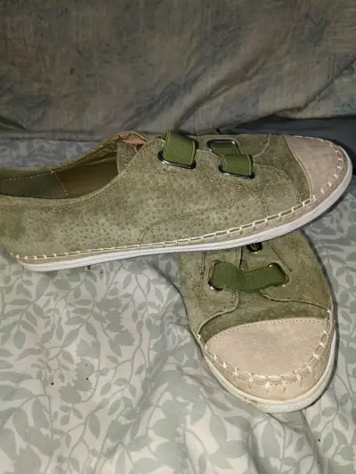 Zapatos verdes casuales de lona - miniatura 2