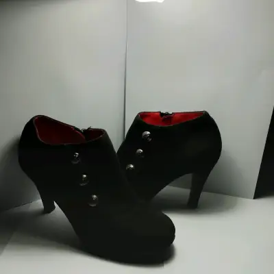 Botines de tacón negros - miniatura 2