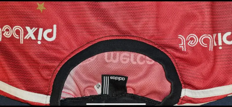 Camiseta fútbol rojo y negro - 2