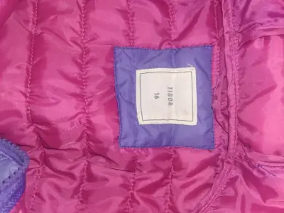 Chaqueta rosada con forro de lana - miniatura 2