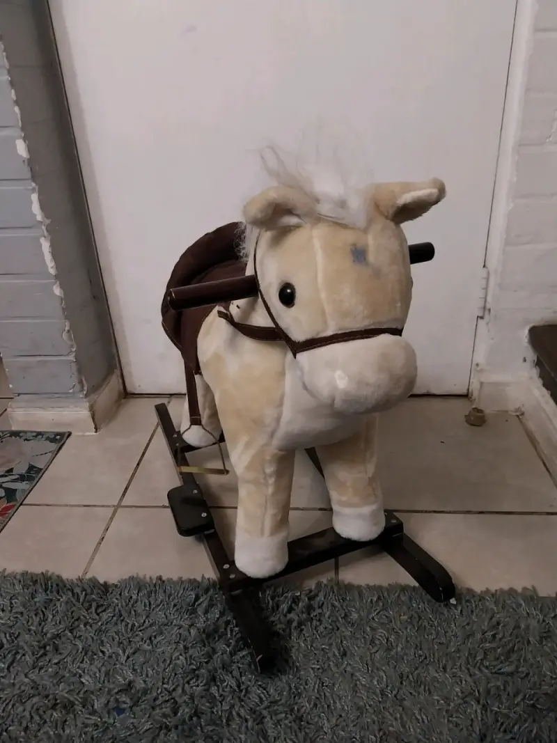Caballito de peluche mecedora - 2