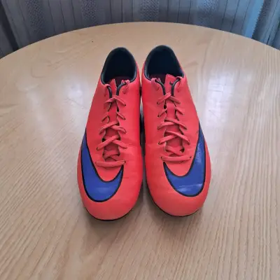 Zapatillas deportivas naranjas nike - miniatura 1