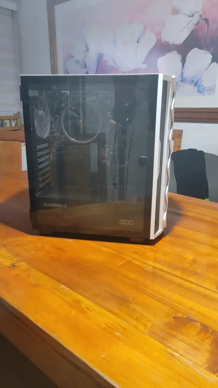 Gabinete Gamemax - 1