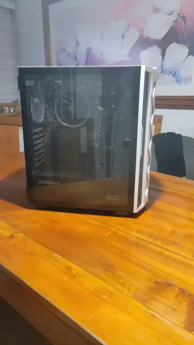 Gabinete Gamemax - miniatura 1