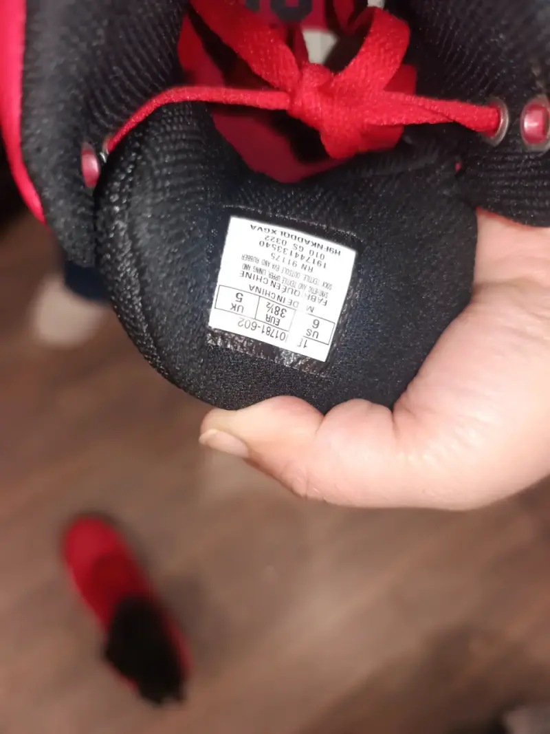 Zapatillas deportivas rojas altas de Basquetbol - 6