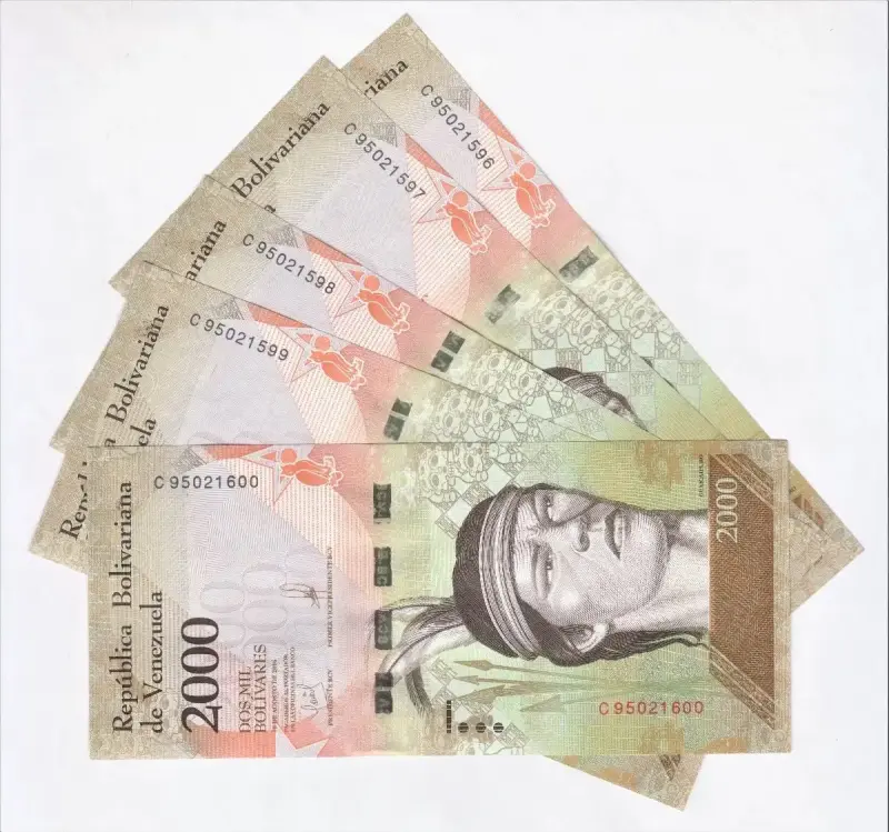 Billete Venezuela 2000 Bolivares 16 Agosto 2016 - 3