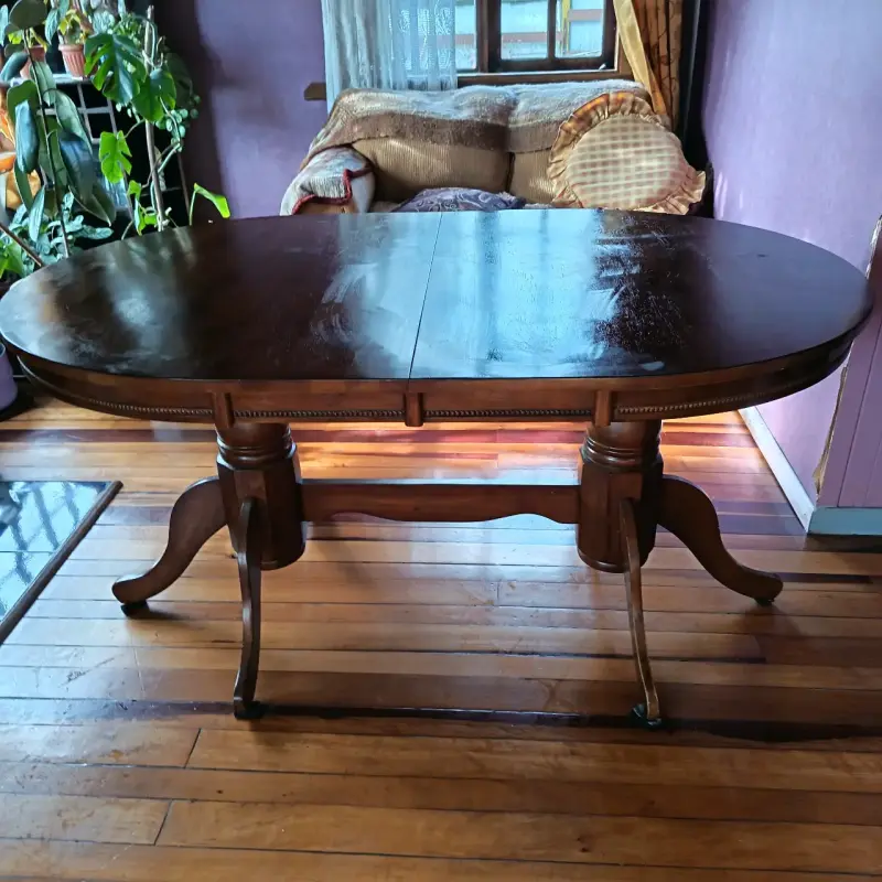 Mesa comedor madera oscura
