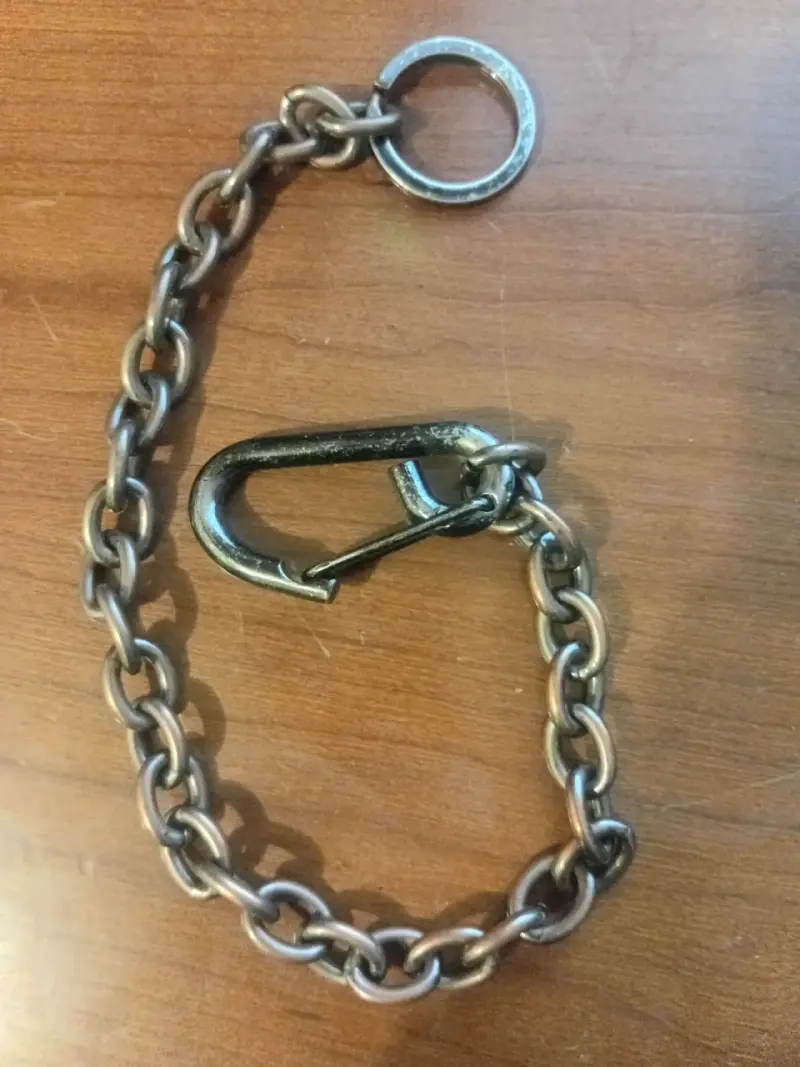 Cadena de metal con gancho - 1