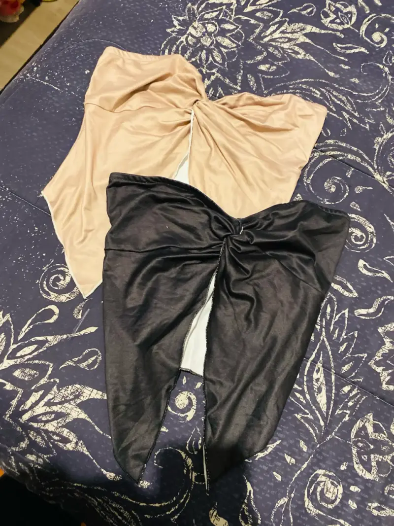 Tops strapless beige y negro - 2