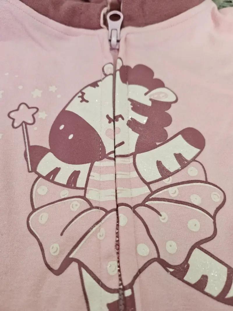 Conjunto infantil rosa con capucha - 3