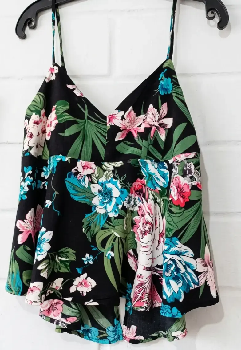 Blusa de tirantes floral