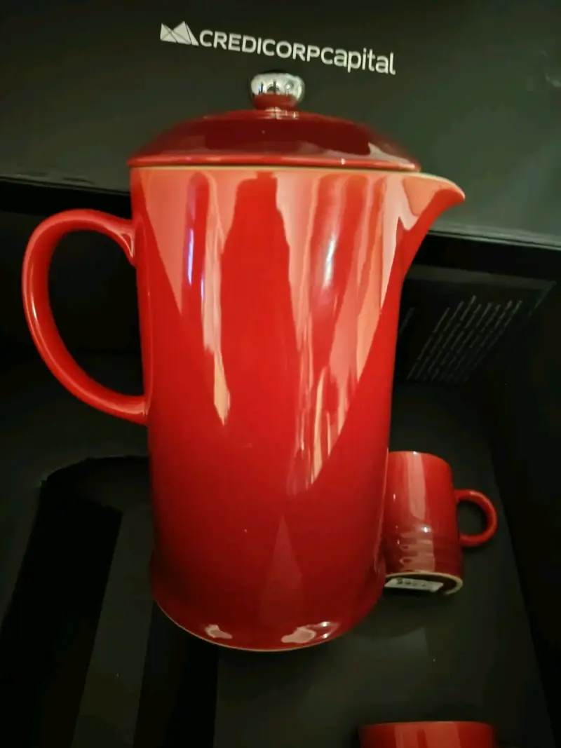 Set cafetera roja y taza - 3
