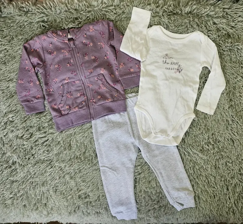 Conjunto ropa de bebé - 1