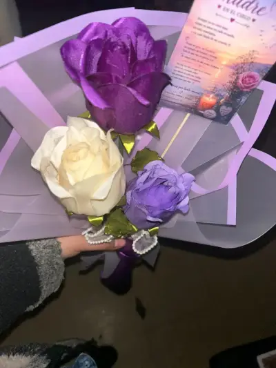 Rosas eternas decorativas - miniatura 3