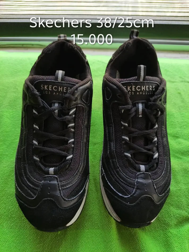 Zapatillas y botines - 1
