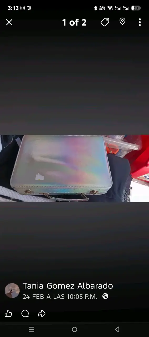 Maquillaje y mochila y cartera. - 4