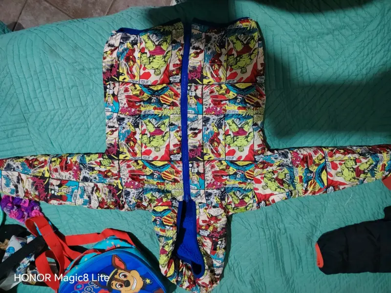 Chaqueta infantil de superhéroes