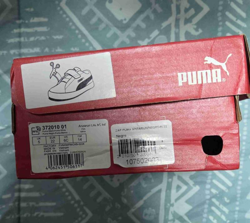 Zapatillas Puma negras para niños - 4