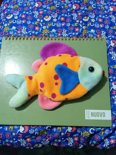 Peluche pez colorido - miniatura 2